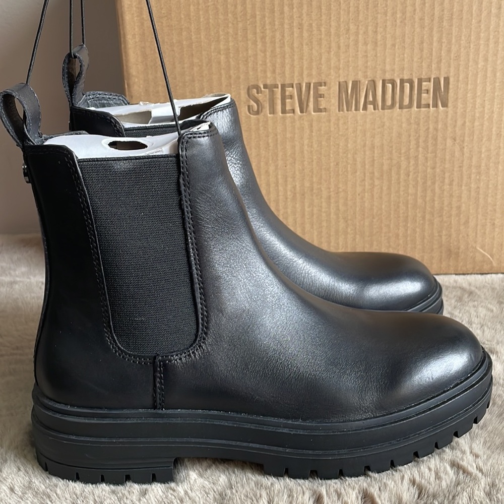 Steve Madden Black Leather Lug Chelsea Booties